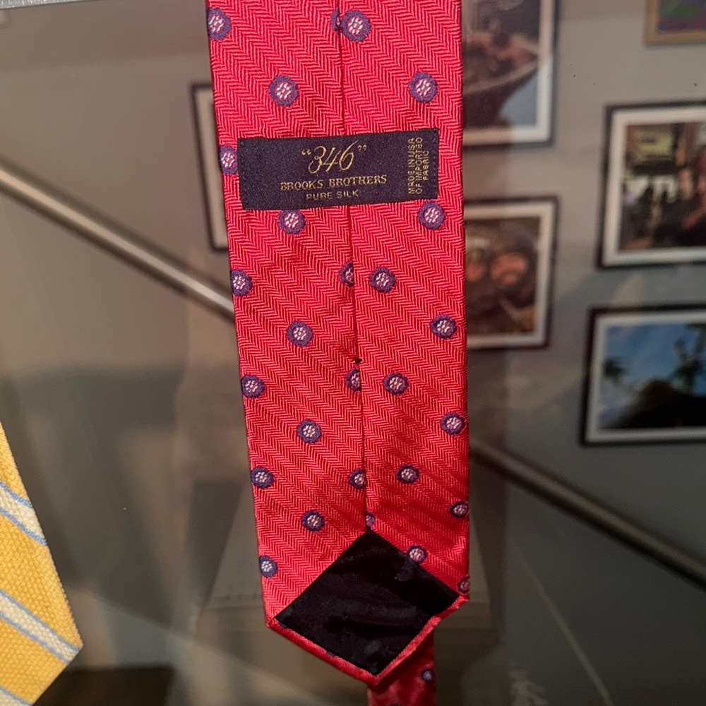 Brooks Brothers Red Geometric Silk Tie